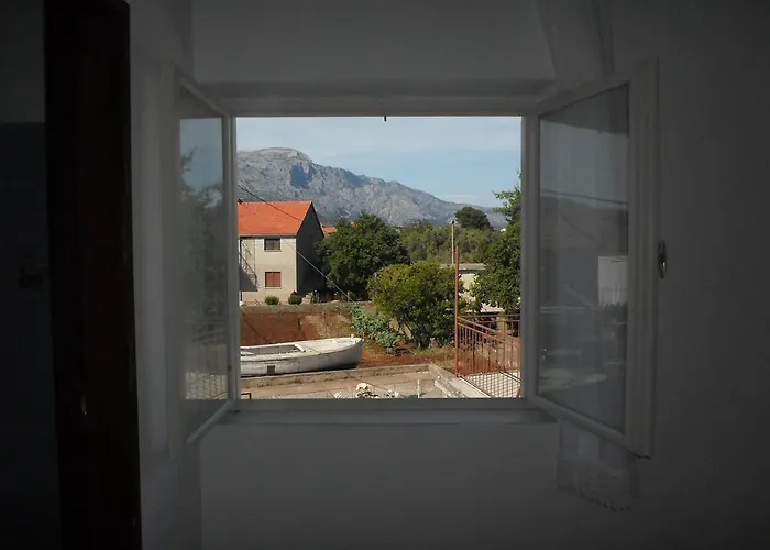 Sardelic * كورتْشولا