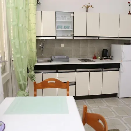 Sardelic Apartamento *